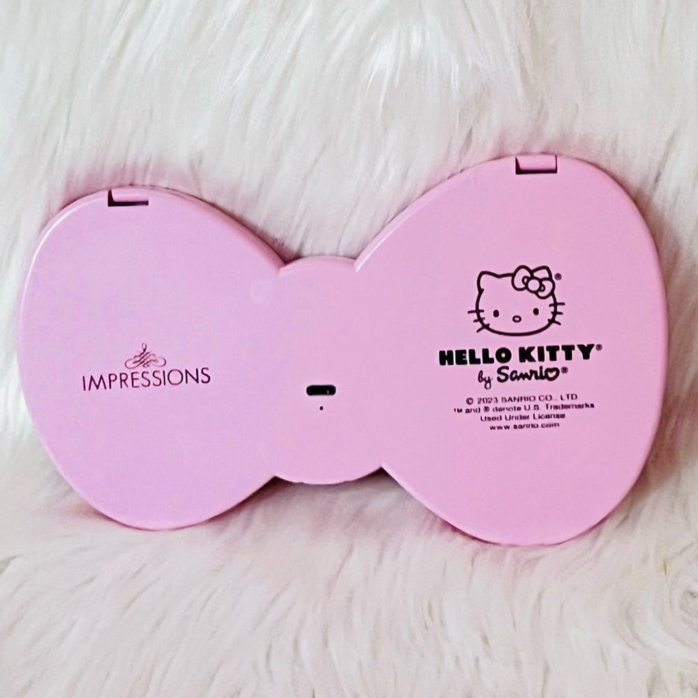Hello Kitty Bow LED Compact Mirror Large - Picture 7 of 10